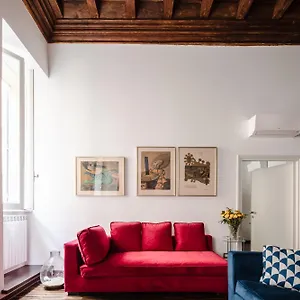  Apartamento Yoursuiterome Italia