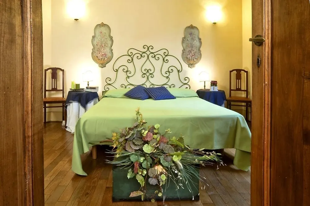 Palazzo Uguccioni Apartments Florence 0*,  Italy