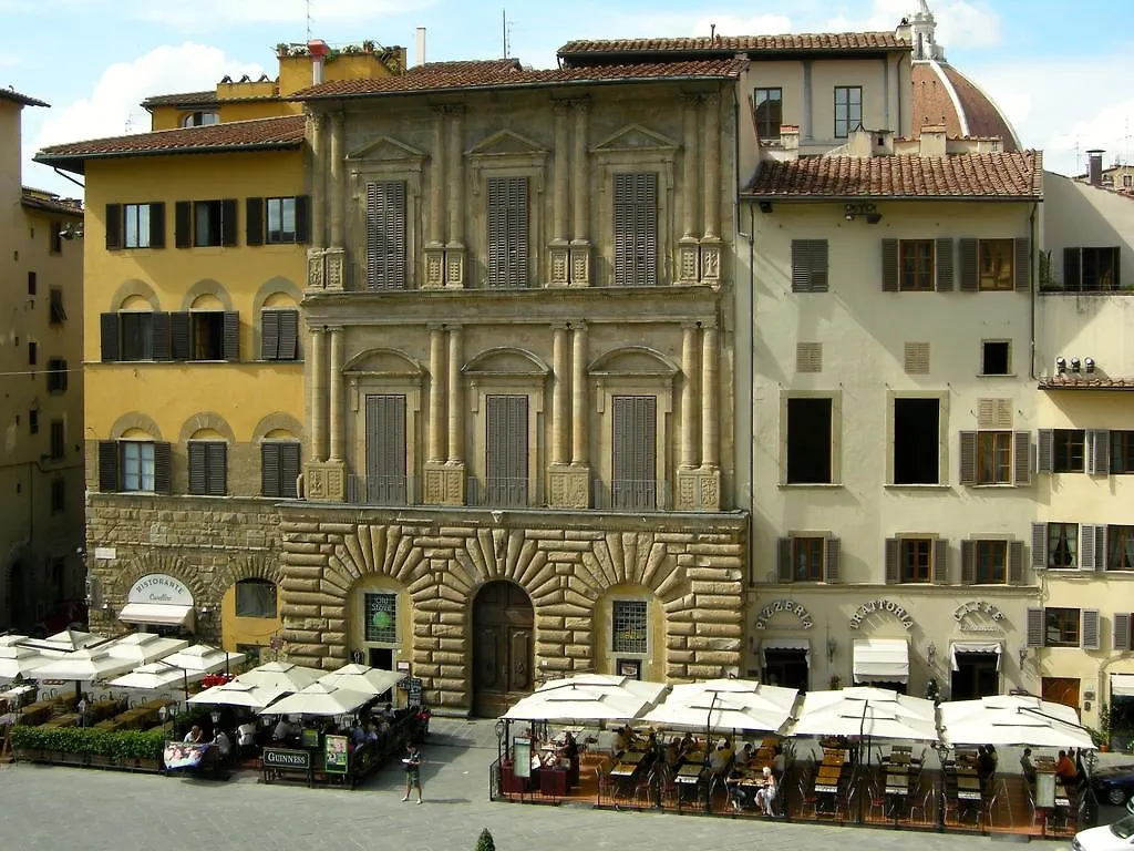 Palazzo Uguccioni Apartments Florencia
