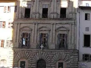 Palazzo Uguccioni Apartments Florencia