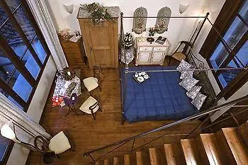 Palazzo Uguccioni Apartments Florencia Italia