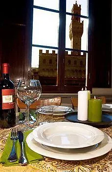 Palazzo Uguccioni Apartments Florencia