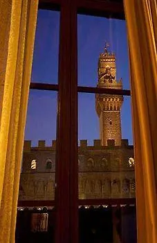 Palazzo Uguccioni Apartments Florencia Italia