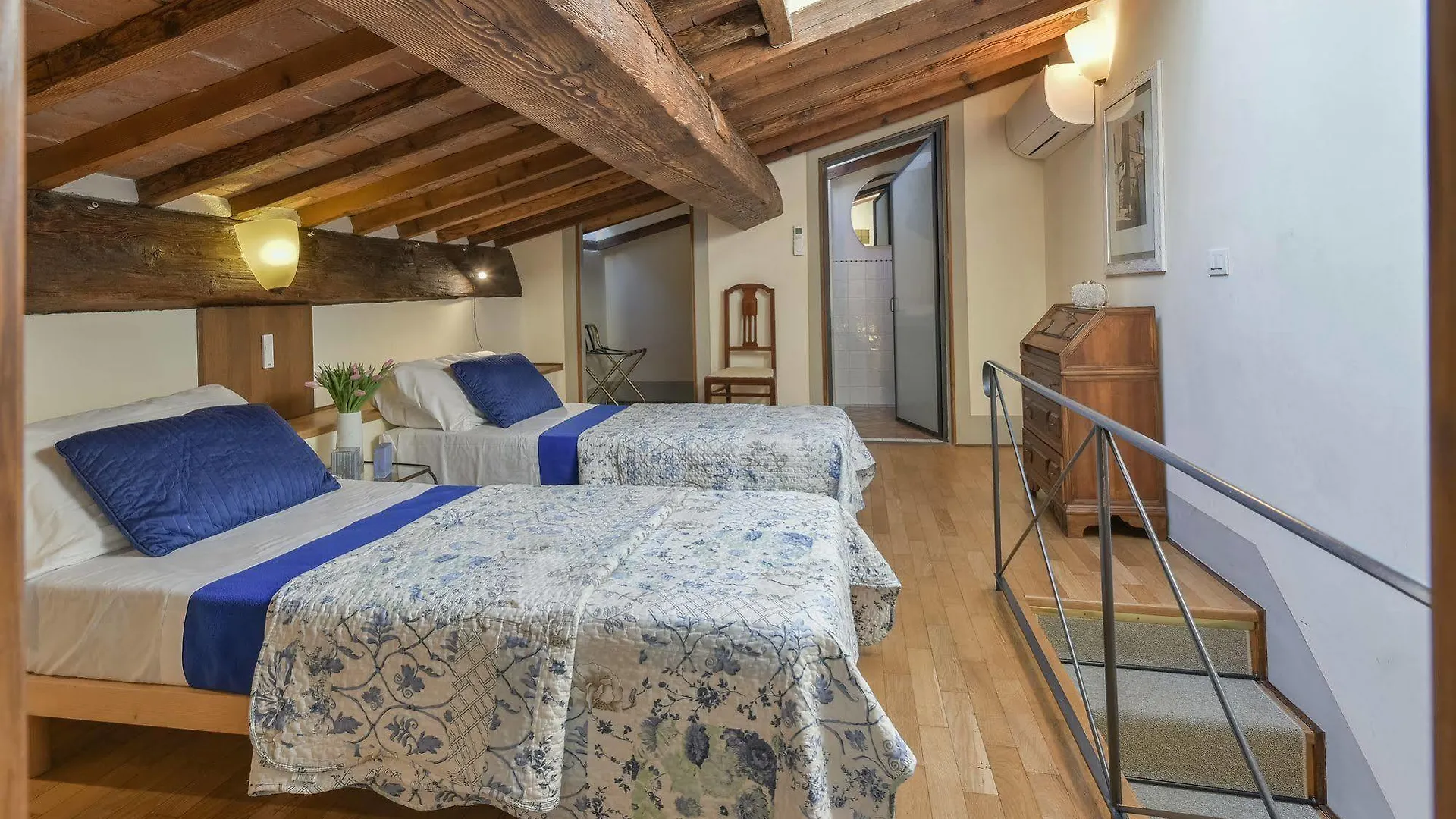 Palazzo Uguccioni Apartments Florencia Italia
